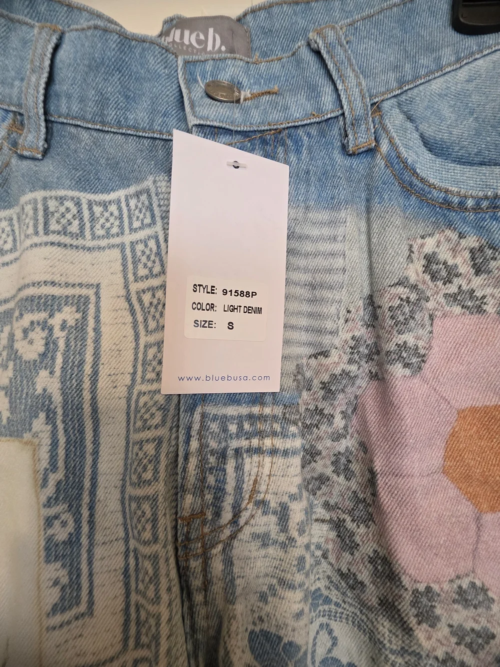 Patchwork Wide-Leg Jeans in Light Blue with Floral Print - Picture 2 of 4
